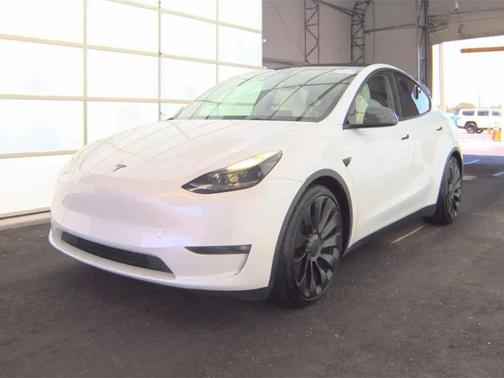 Pearl White Multi-Coat 2022 Tesla Model Y Performance Dual Motor All-Wheel Drive