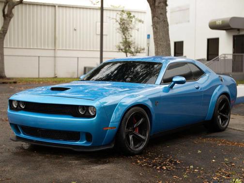 2015 Dodge Challenger SRT Hellcat