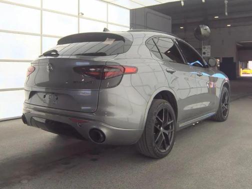 2020 Alfa Romeo Stelvio Sport