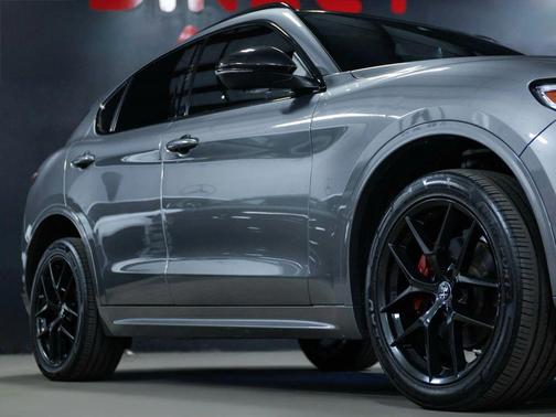 2020 Alfa Romeo Stelvio Sport
