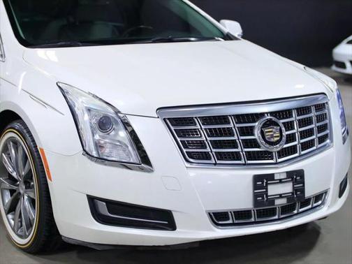 2013 Cadillac XTS Base