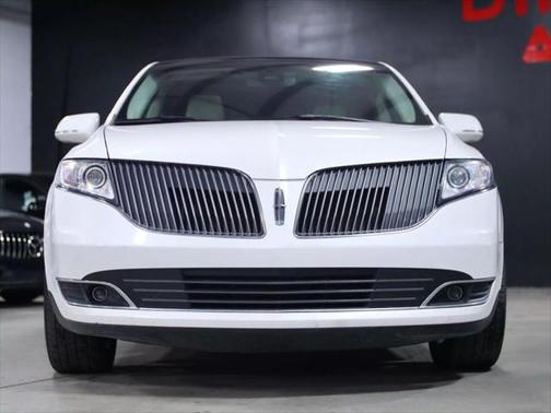 2016 Lincoln MKT EcoBoost