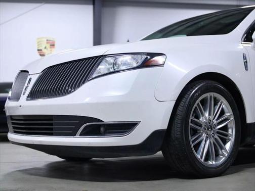 2016 Lincoln MKT EcoBoost