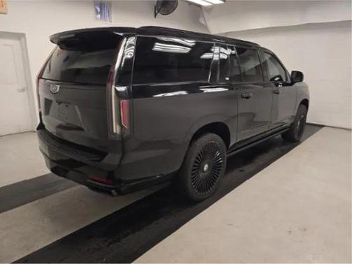 2022 Cadillac Escalade ESV Sport Platinum