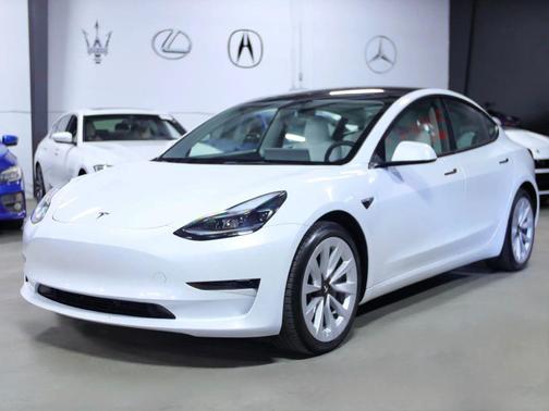 2023 Tesla Model 3 Standard Range
