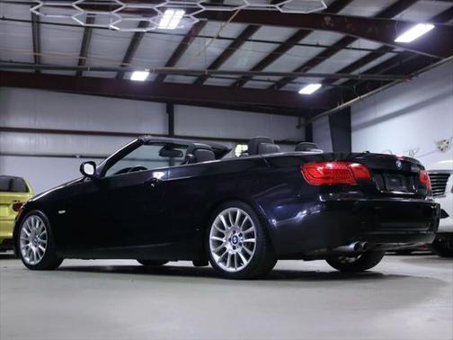 2011 BMW 328 328i Convertible 2D