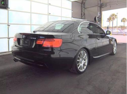 2011 BMW 328 328i Convertible 2D