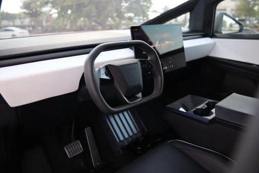 2024 Tesla Cybertruck Cyberbeast