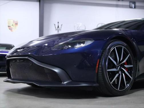 2019 Aston Martin Vantage Coupe 2D