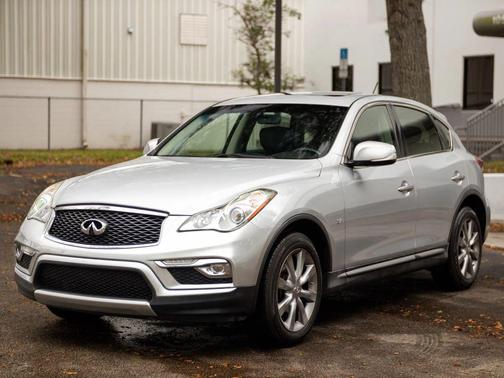 2017 INFINITI QX50 Base