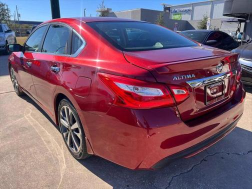 2016 Nissan Altima 2.5 SR