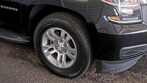 2018 Chevrolet Suburban LS