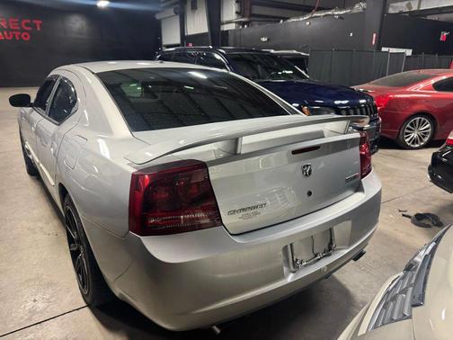 2007 Dodge Charger SRT8