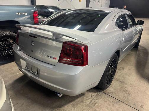 2007 Dodge Charger SRT8