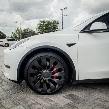 Pearl White Multi-Coat 2022 Tesla Model Y Performance Dual Motor All-Wheel Drive