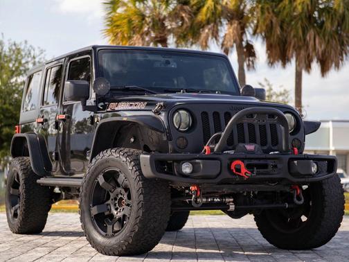 Black Clearcoat 2015 Jeep Wrangler Unlimited Rubicon