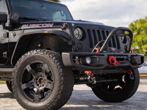 Black Clearcoat 2015 Jeep Wrangler Unlimited Rubicon