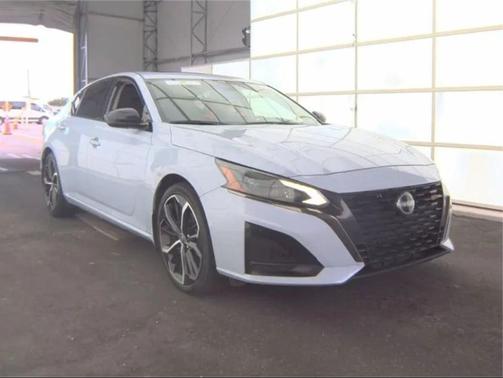 Gray Sky Pearl 2024 Nissan Altima SR FWD