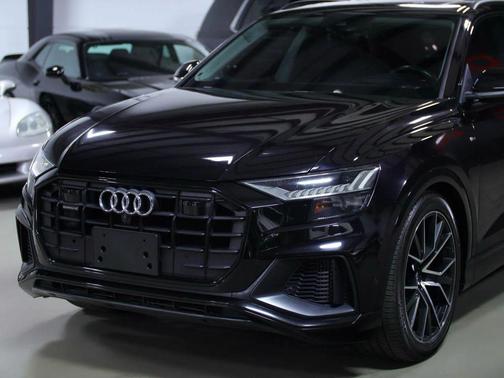 2020 Audi Q8 55 Prestige