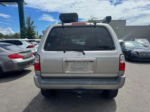 2002 Toyota 4Runner SR5