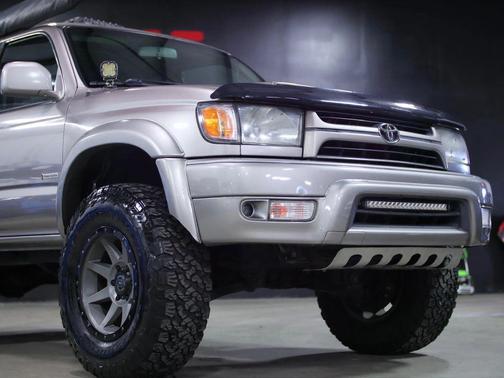 2002 Toyota 4Runner SR5