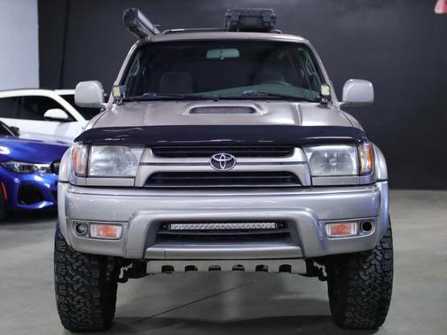 2002 Toyota 4Runner SR5