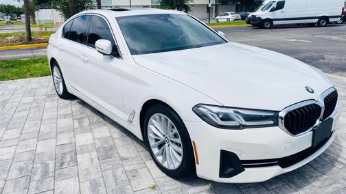 Alpine White 2021 BMW 530 xDrive