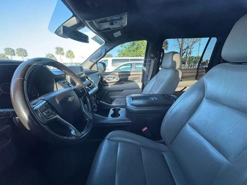 Black 2021 Chevrolet Suburban LT