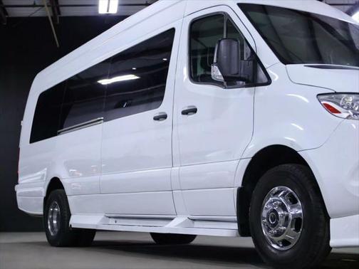 2019 Mercedes-Benz Sprinter 4500 High Roof V6