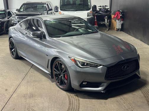 2017 INFINITI Q60 3.0t Red Sport 400