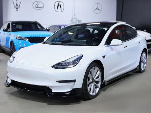 2018 Tesla Model 3 Long Range