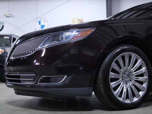 2014 Lincoln MKS Base