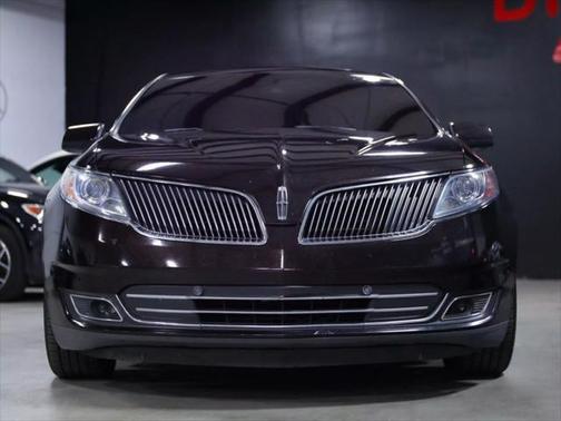 2014 Lincoln MKS Base