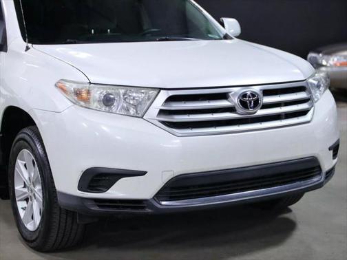 2012 Toyota Highlander SE