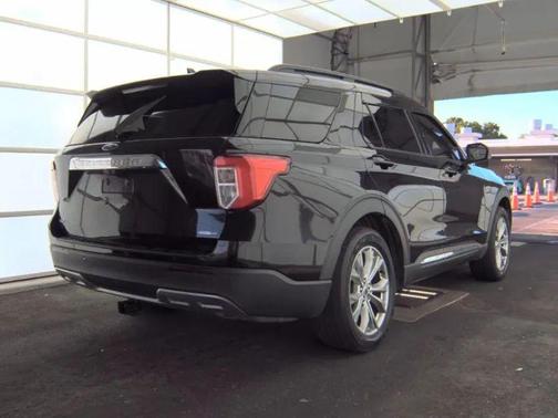 Agate Black Metallic 2020 Ford Explorer XLT