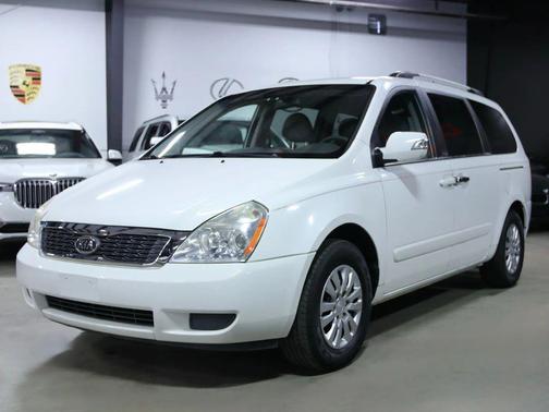 2012 Kia Sedona LX