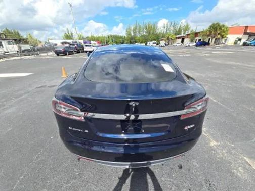 2015 Tesla Model S P85D