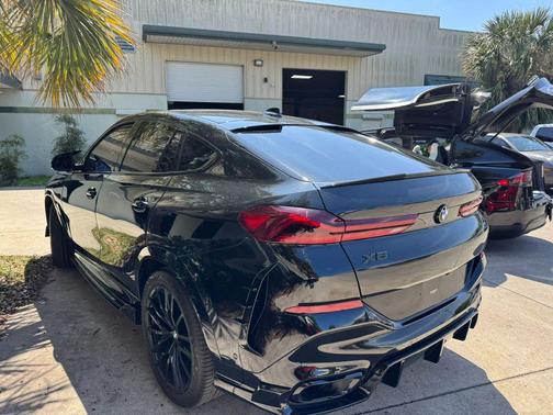 2021 BMW X6 sDrive40i