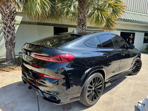 2021 BMW X6 sDrive40i