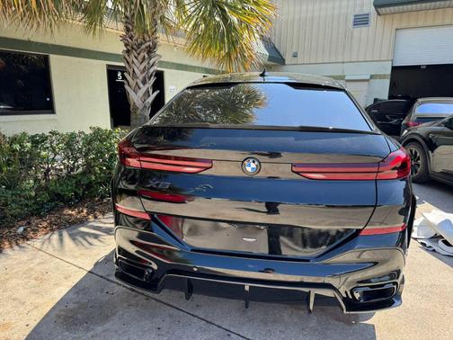 2021 BMW X6 sDrive40i