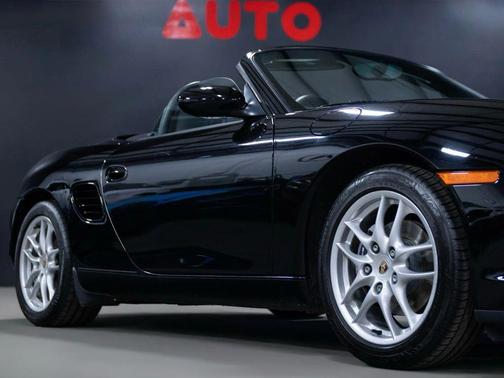 2004 Porsche Boxster Cabriolet 2D