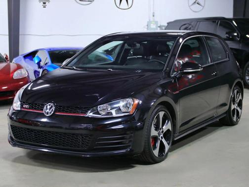 2015 Volkswagen Golf GTI 2.0T SE w/Performance Package 2-Door