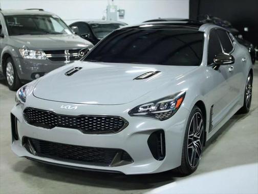 2022 Kia Stinger GT1
