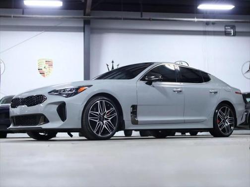 2022 Kia Stinger GT1