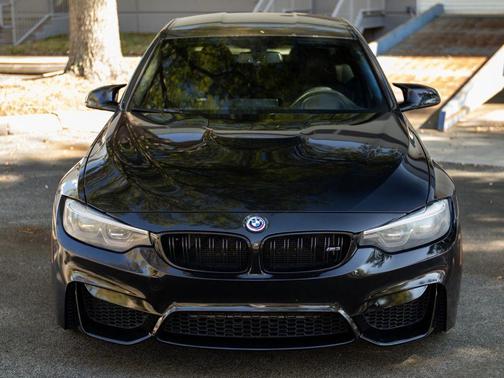 Green 2018 BMW M3 Base