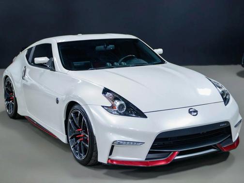 2020 Nissan 370Z NISMO