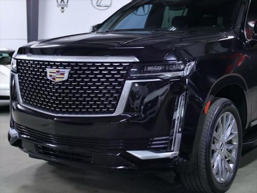 2022 Cadillac Escalade ESV Sport