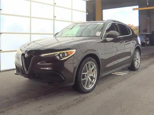 2018 Alfa Romeo Stelvio Ti Sport