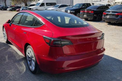 2022 Tesla Model 3 Standard Range