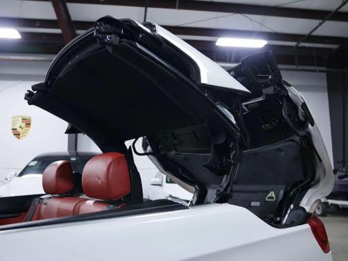 2013 BMW 328 328i Convertible 2D